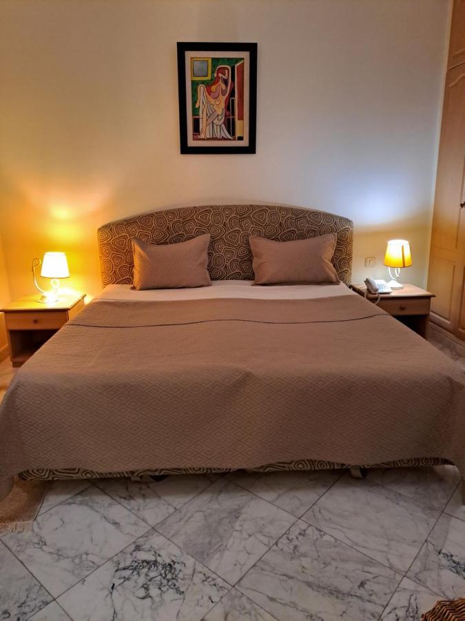 Hotel Lafayette Tunis Bagian luar foto