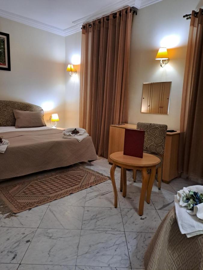 Hotel Lafayette Tunis Bagian luar foto