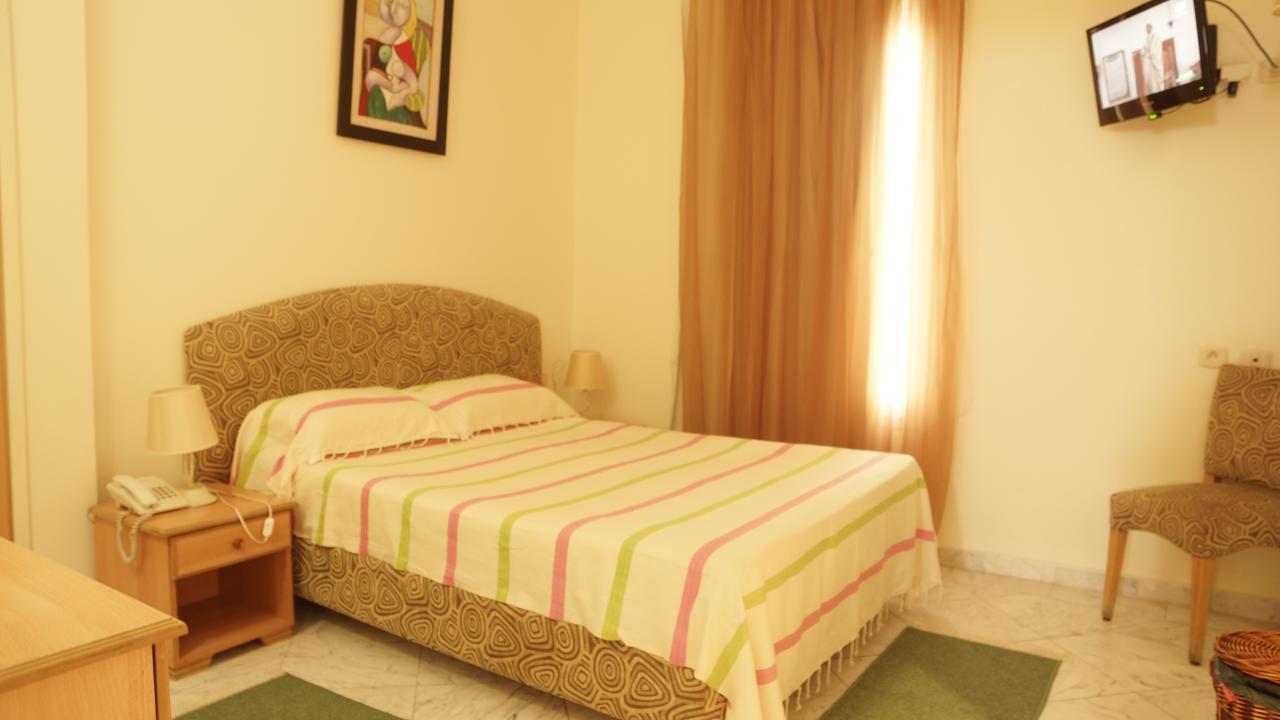 Hotel Lafayette Tunis Bagian luar foto