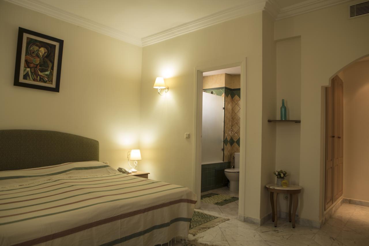 Hotel Lafayette Tunis Bagian luar foto